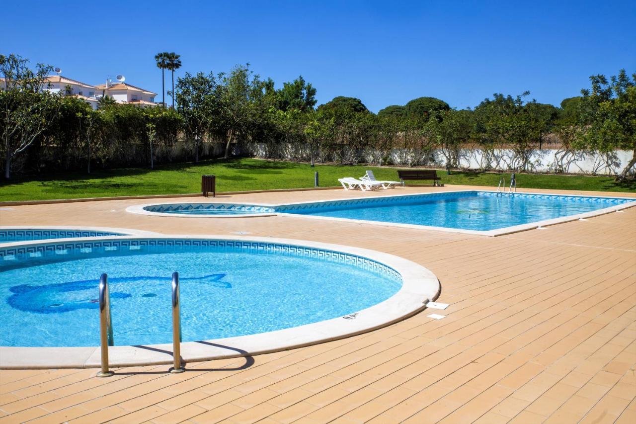 Olhos De Agua Apartment Albufeira II Exterior photo